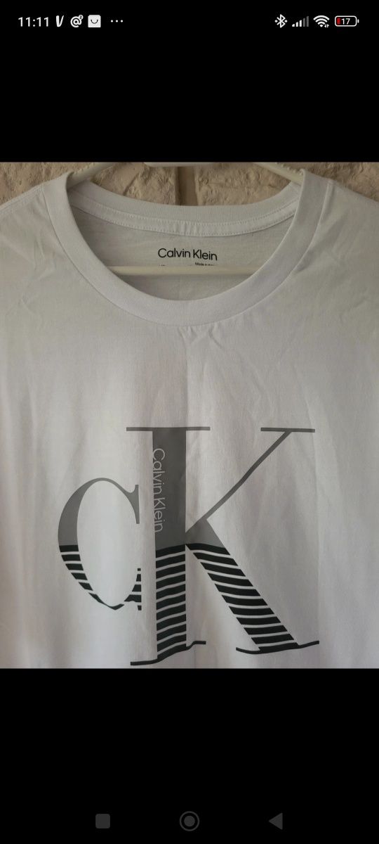 Do sprzedania t shirt firmy Calvin Klein, rozmiar z metki L, nowy bez