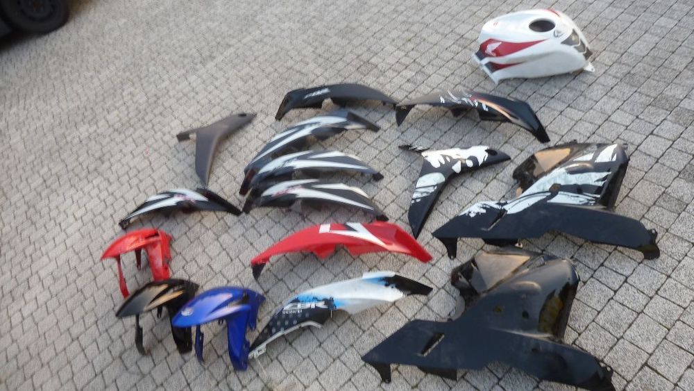 Honda CBR 600RR PC40 bok błotnik osłona boczna owiewka