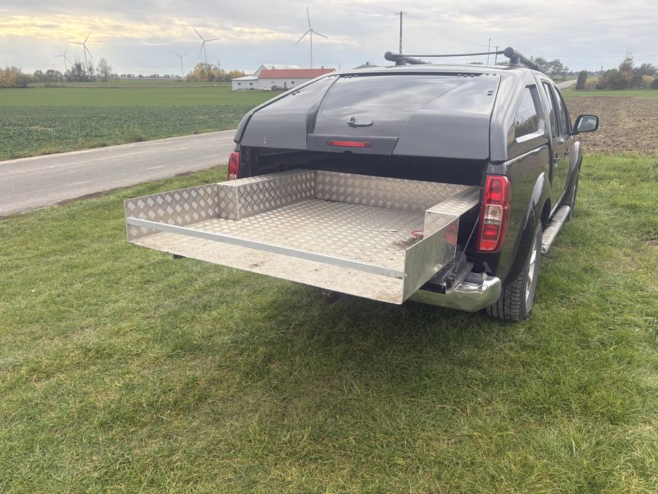 Nissan navra dobry stan