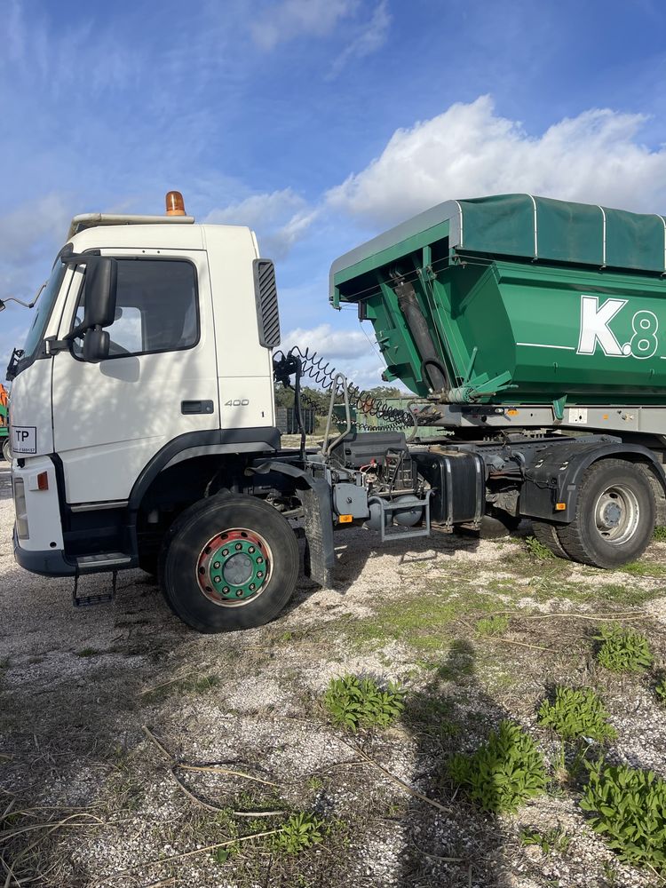 Conjunto Tractor Volvo 4x4 FM 400 Semi-Reboque Galucho