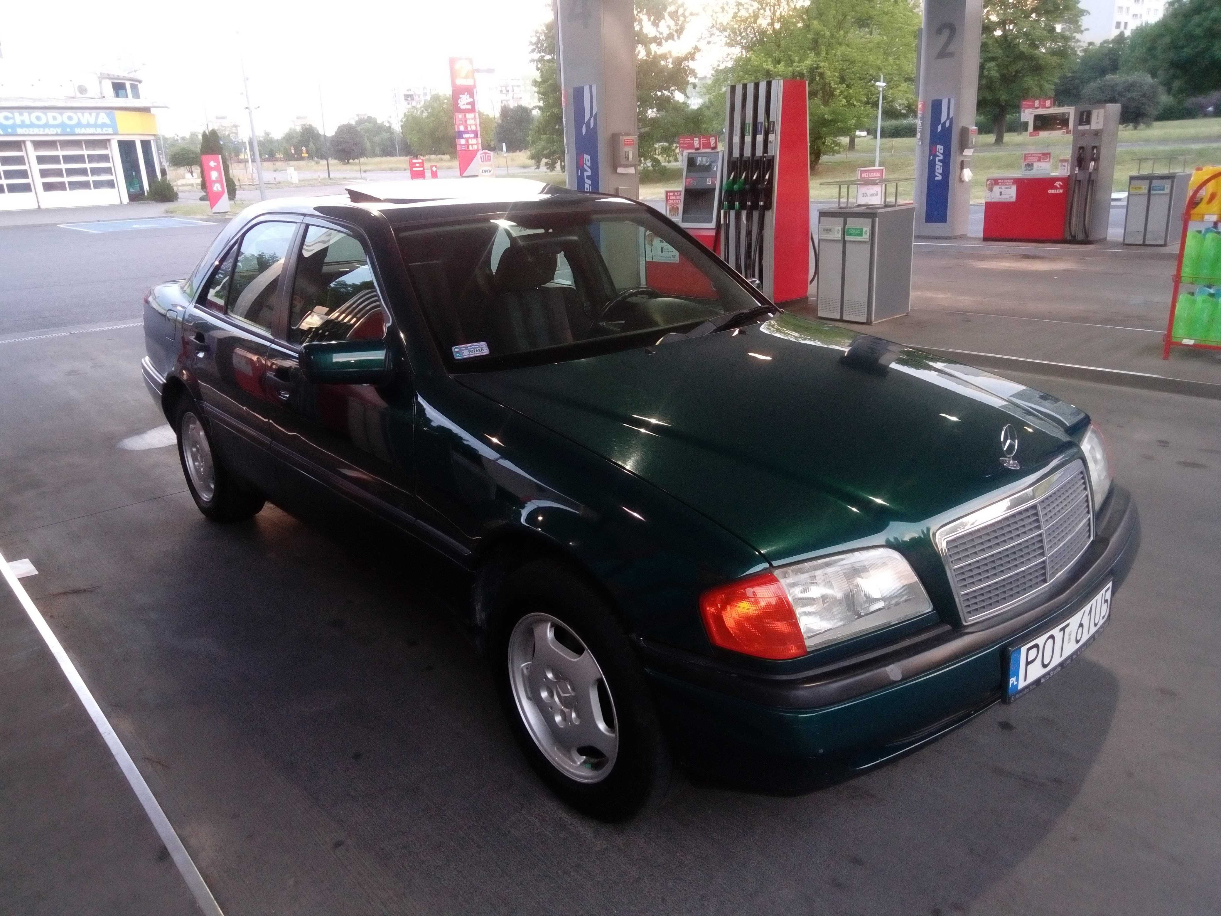 Mercedes-Benz, W202, C180, Zadbany