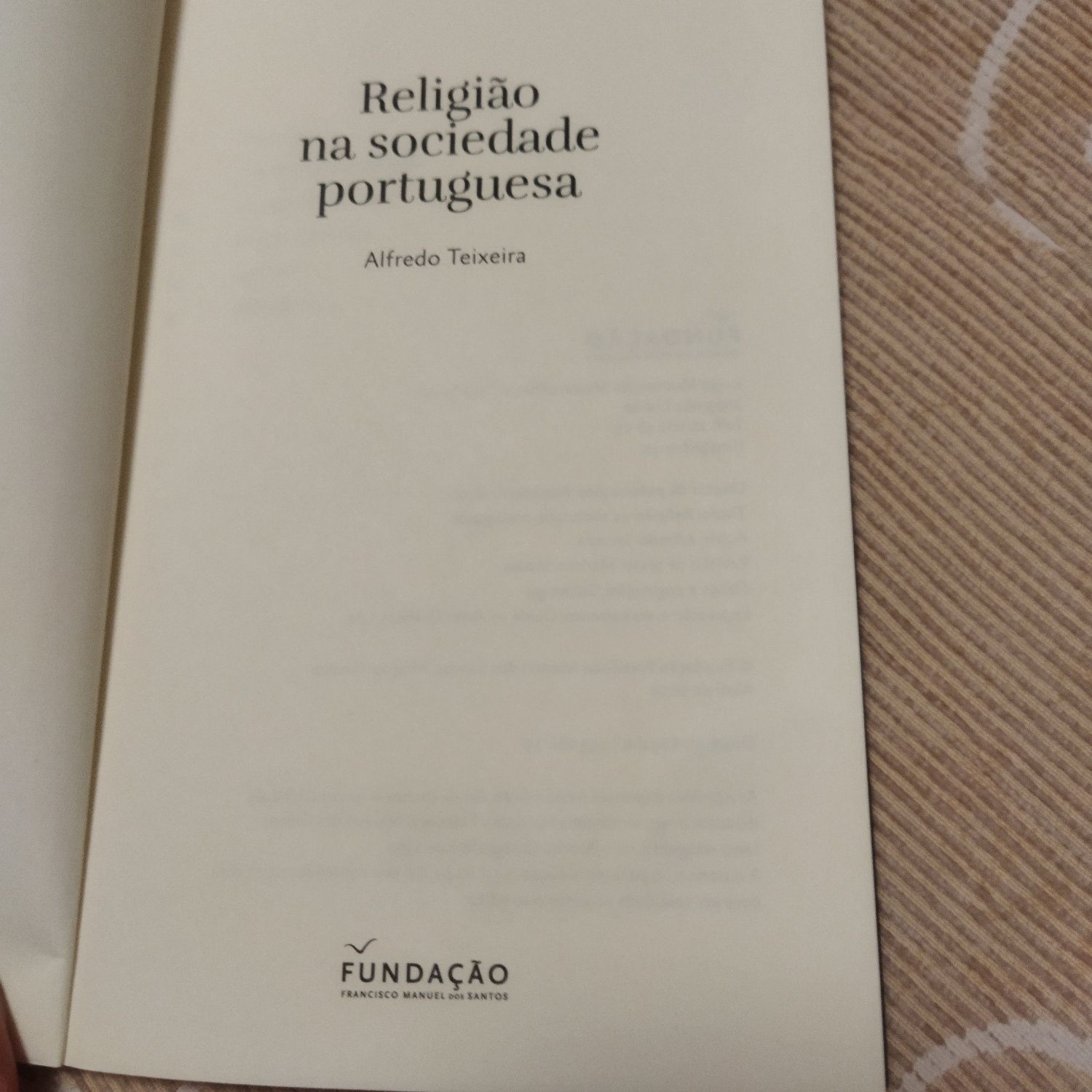 Livro "Religião na sociedade portuguesa"