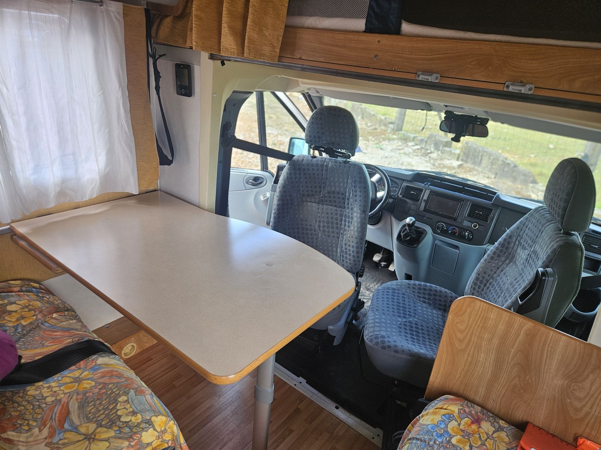 Autocaravana ford katamarano