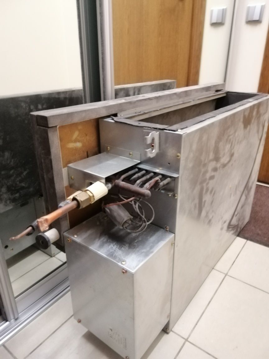Продам кондиціонер Дайкін. Тільки внутрішніі блоки залишилися.