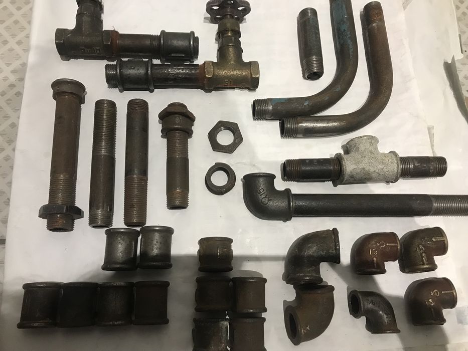 Сгоны, угольники, переходники, краны.  Ручки для окон.