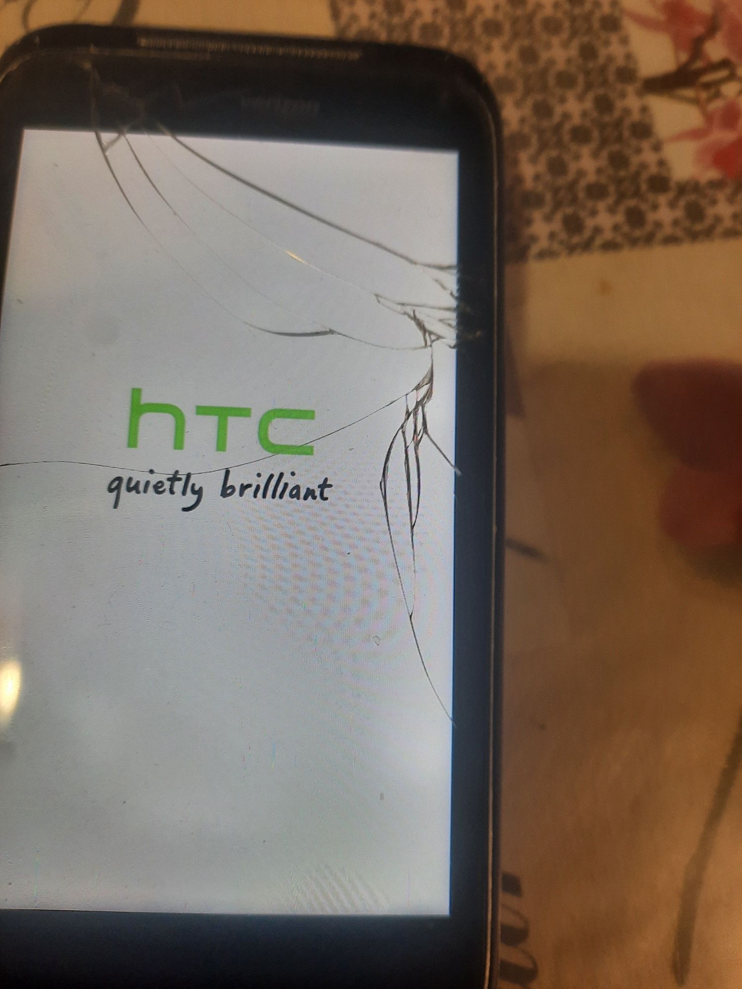 Телефон HTC Verizon