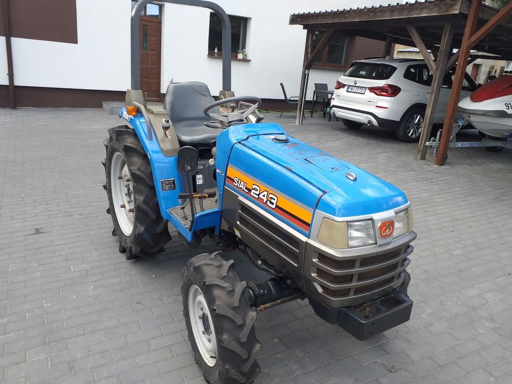 Mini Traktorek Iseki Sial 243 24km 3cylindry 4x4 Wspomaganie Orginal