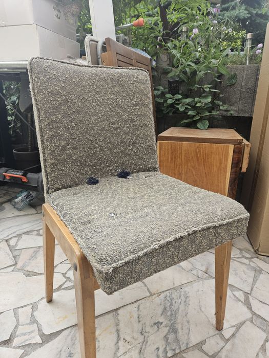 Taboret zgrabny drewno