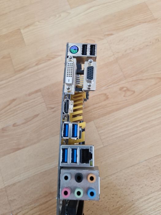 Gigabyte GA-H97-D3H (m.2 ssd support) Материнська плата сокет 1150