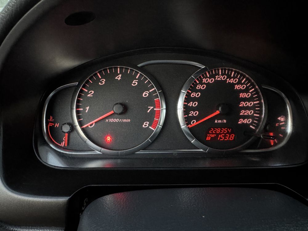 Mazda 6 GG рестайлинг 2литра  газ/бензин