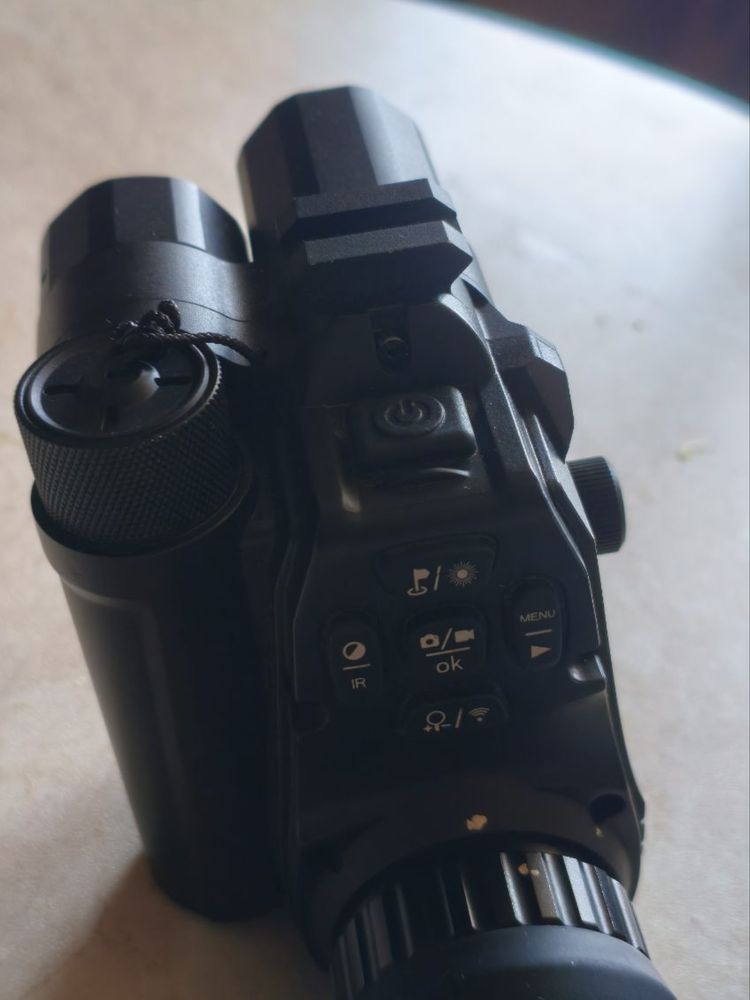 nasadka pard nv007SP z iluminatorem 850 i dalmierzem + szybki montaż