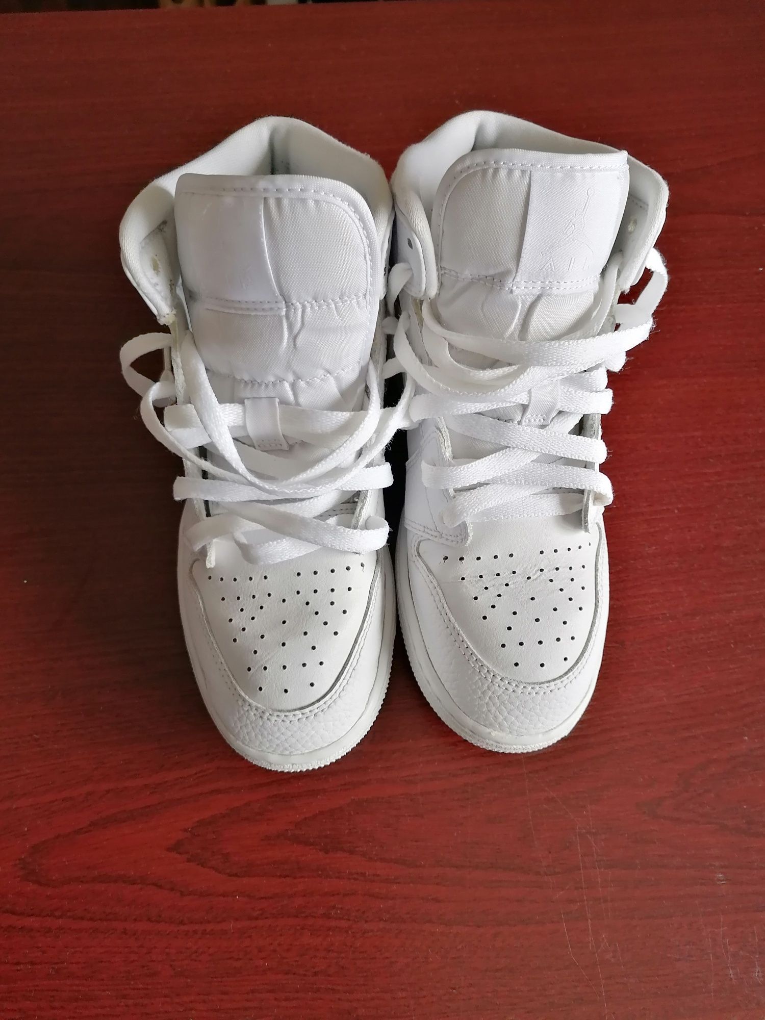Sapatilhas Nike Air Jordan usadas