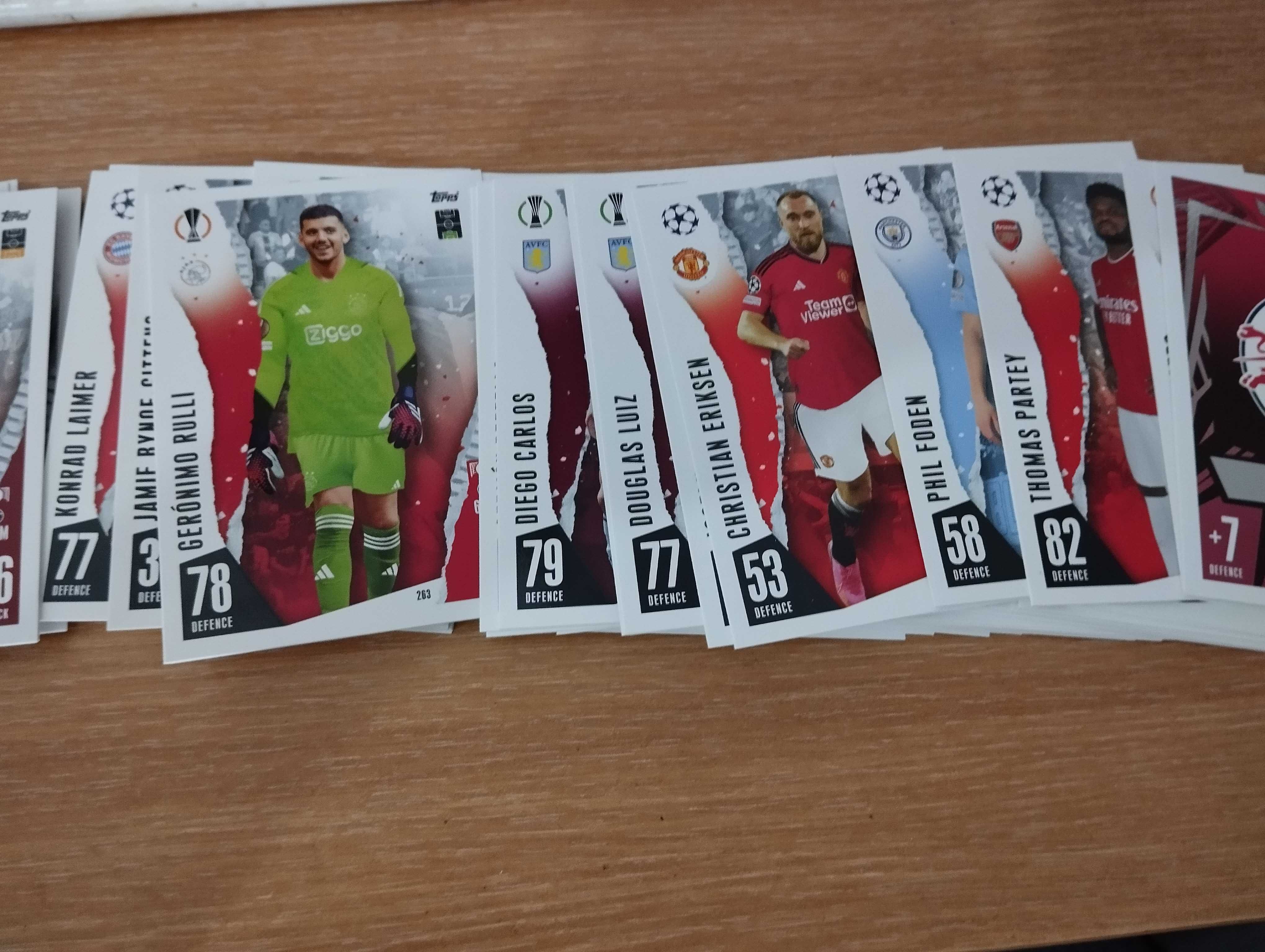 Topps UEFA Champions League & Europa League 23/24 (Ler Descrição)