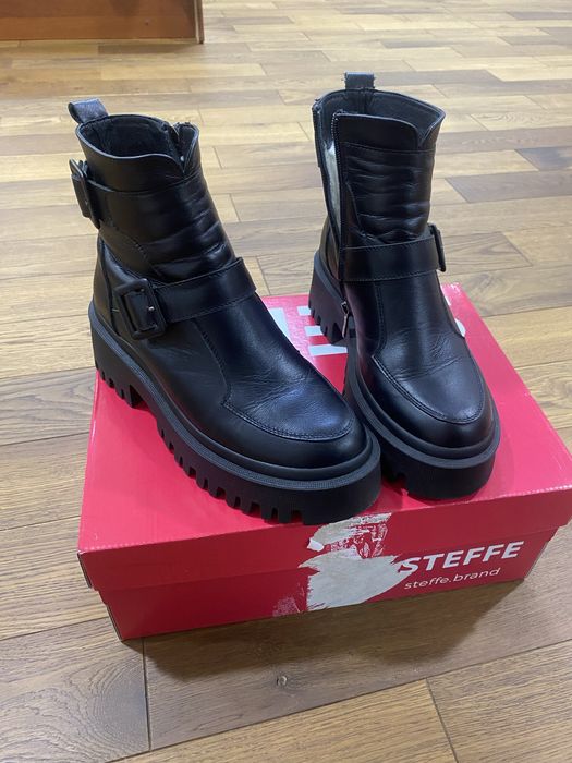 Продам шкіряні зимові ботинки!