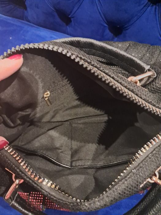 Torebka damska kuferek