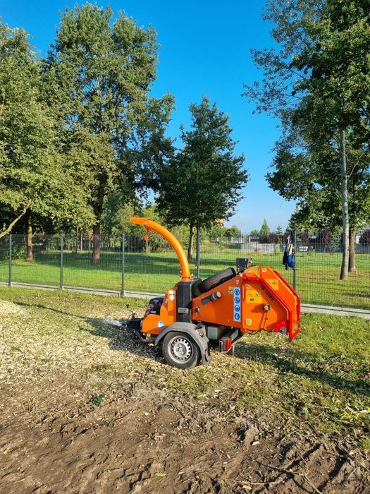 Wynajem rębaka Timberwolf z operatorem