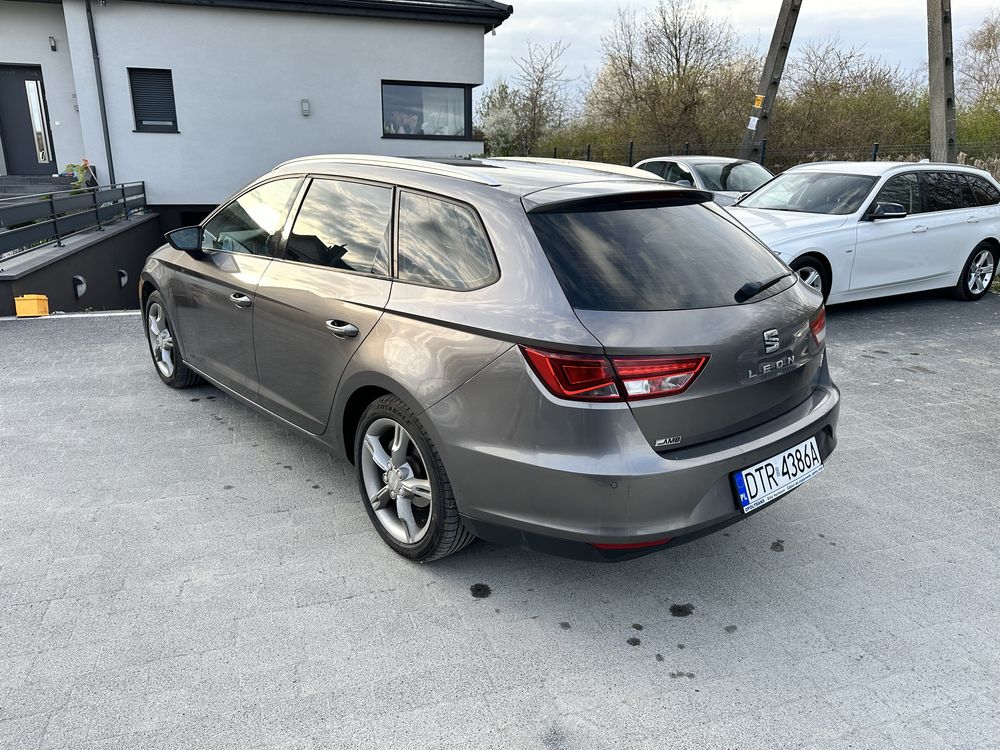Seat Leon nowy rozrzad 1,6 TDI full led