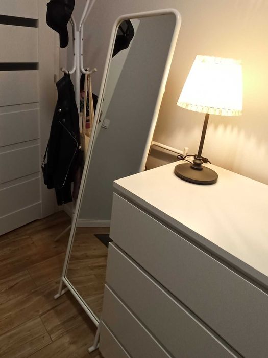 Lustro stojące IKEA knapper