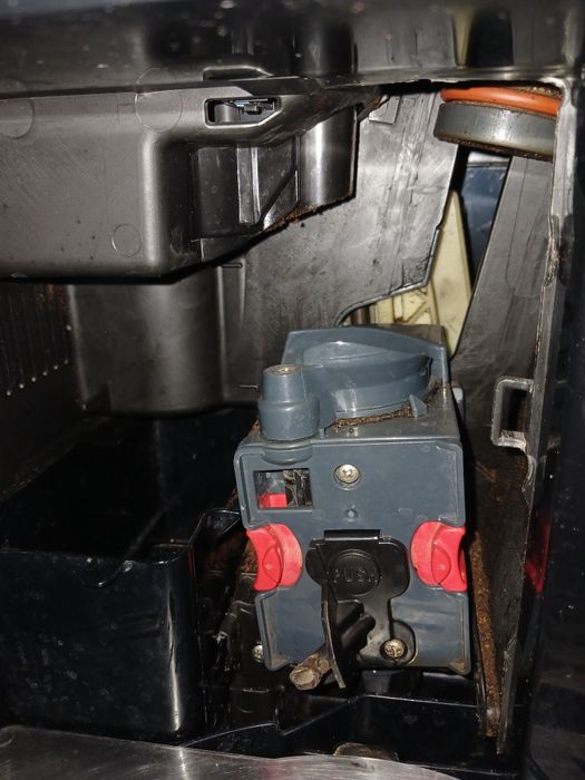 Кавомашина делонджі.