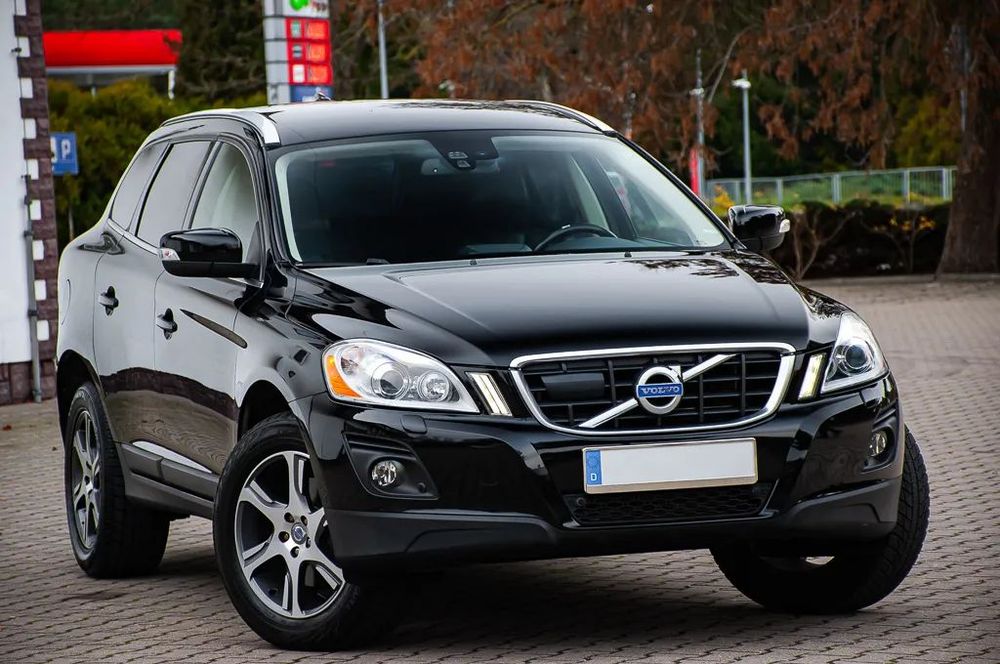 Volvo XC 60 2.4 Diesel 175ps Xenon Navi Kamera Skóra El. klapa  SUPER STAN