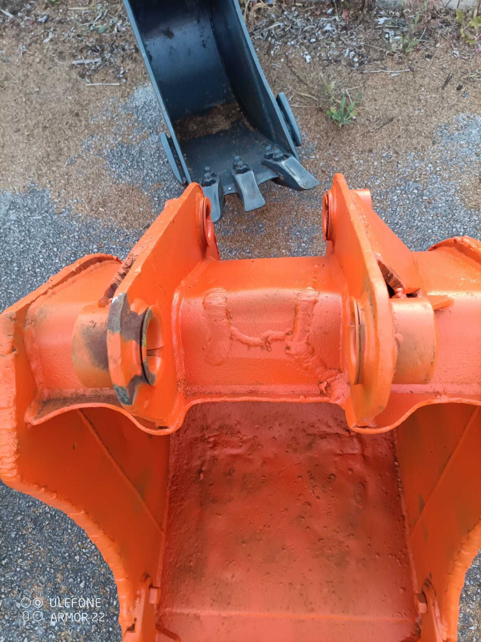Balde de 60cm para retroescavadora JCB
