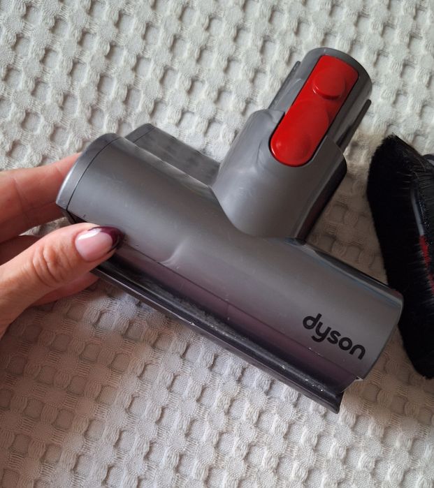 Міні турбінна насадка на пилосос Dyson