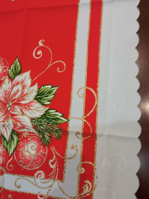 Bieżnik poliestrowy o tematyce Świątecznej z nadrukiem 100/50 cm