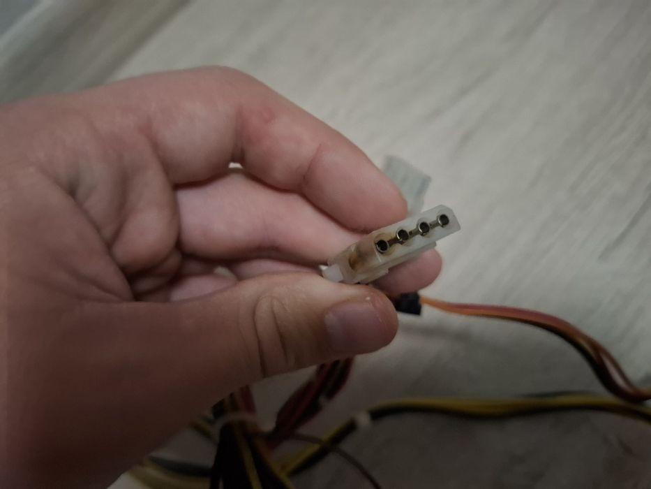 Блок живлення Q-DION QD450 450W Active PFC — Робочий! (Оплавлений Mole