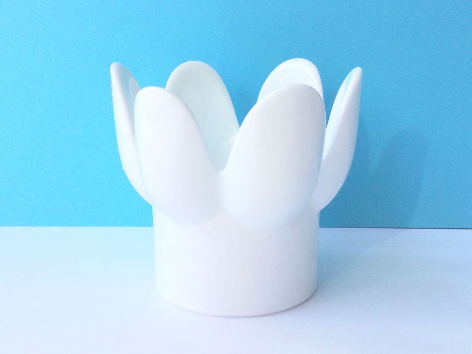 Castiçal em Porcelana | Formato de Flor | Royal Krona Sueçia | anos 60