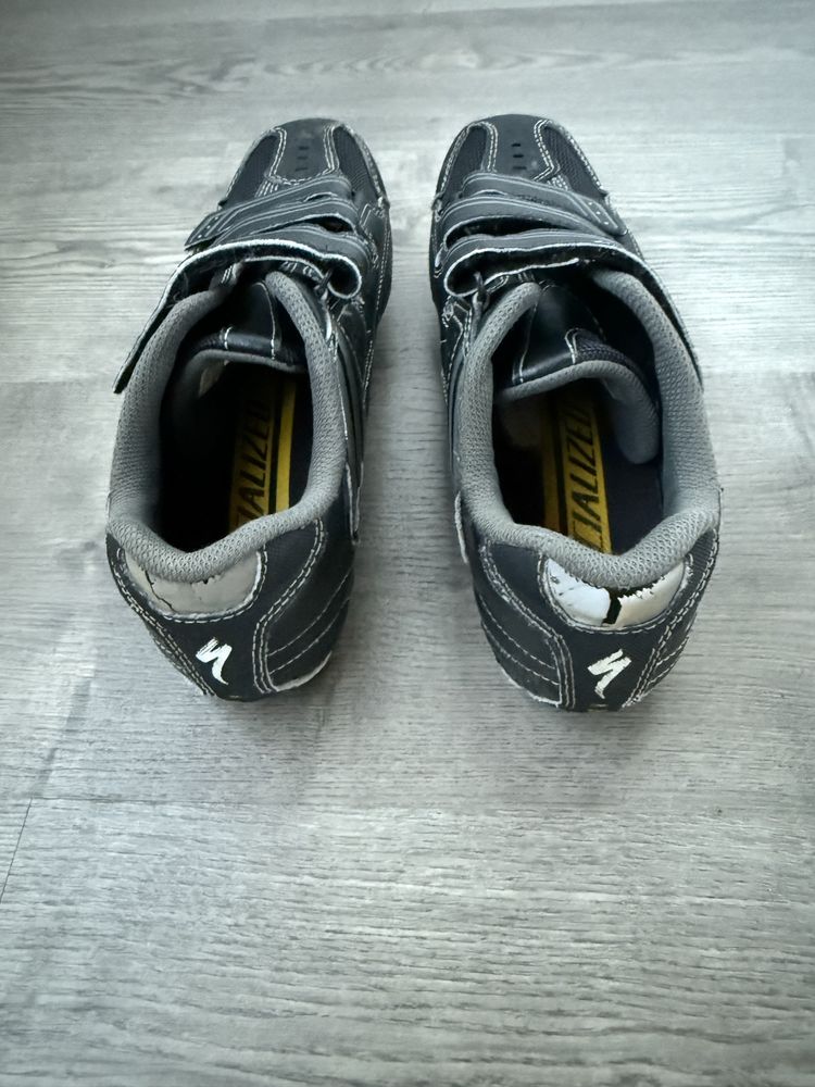 Sapatos Specialized + pedais de encaixe Wellgo MAG MG-8 para BTT