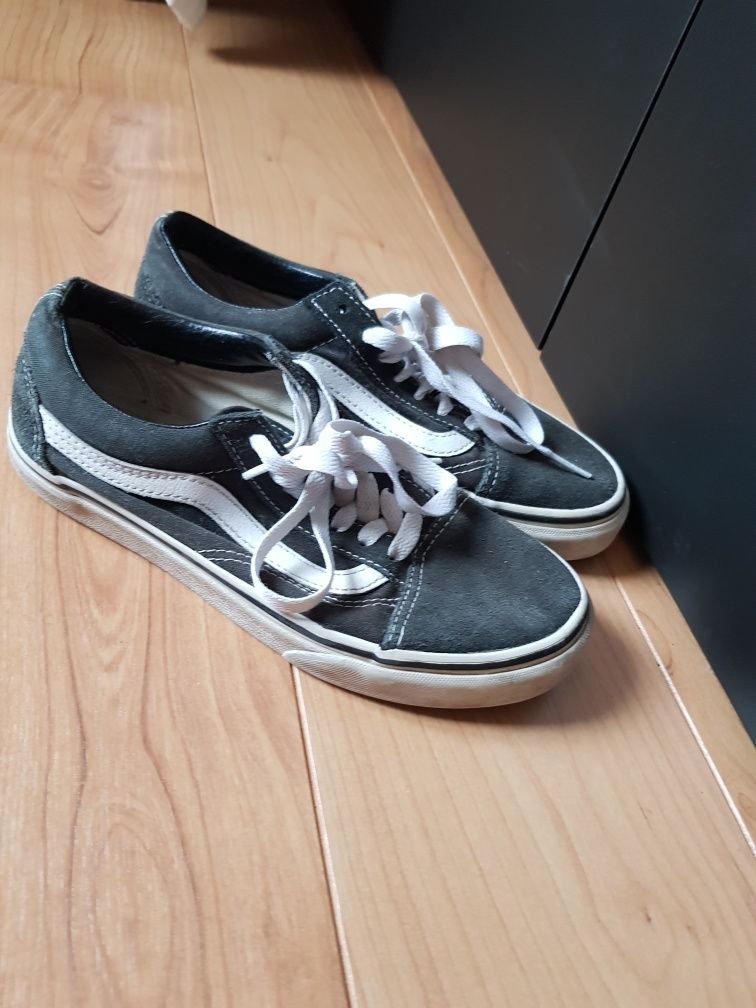 Vans pretos tamanho  36