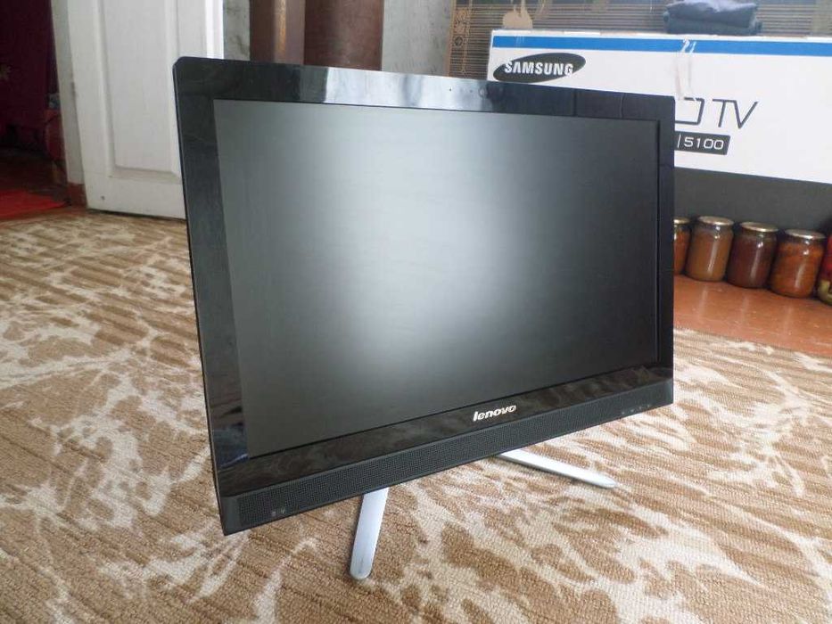 моноблок lenovo C560, l3, 4/1000Gb , Nvidia GeForce 800m