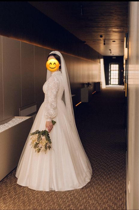 Весільна сукня.плаття