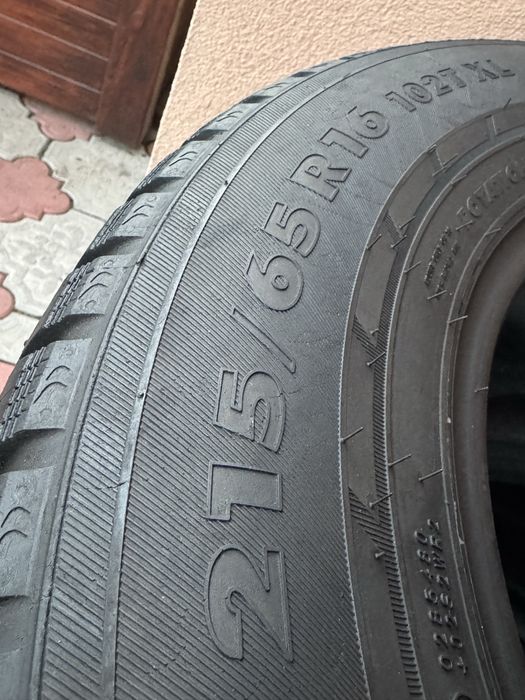 215 65 16 Nokian 9мм зимові шини 215/65 R16 зима