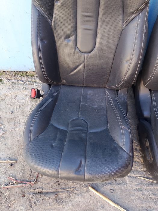 Продам кожаные сиденье