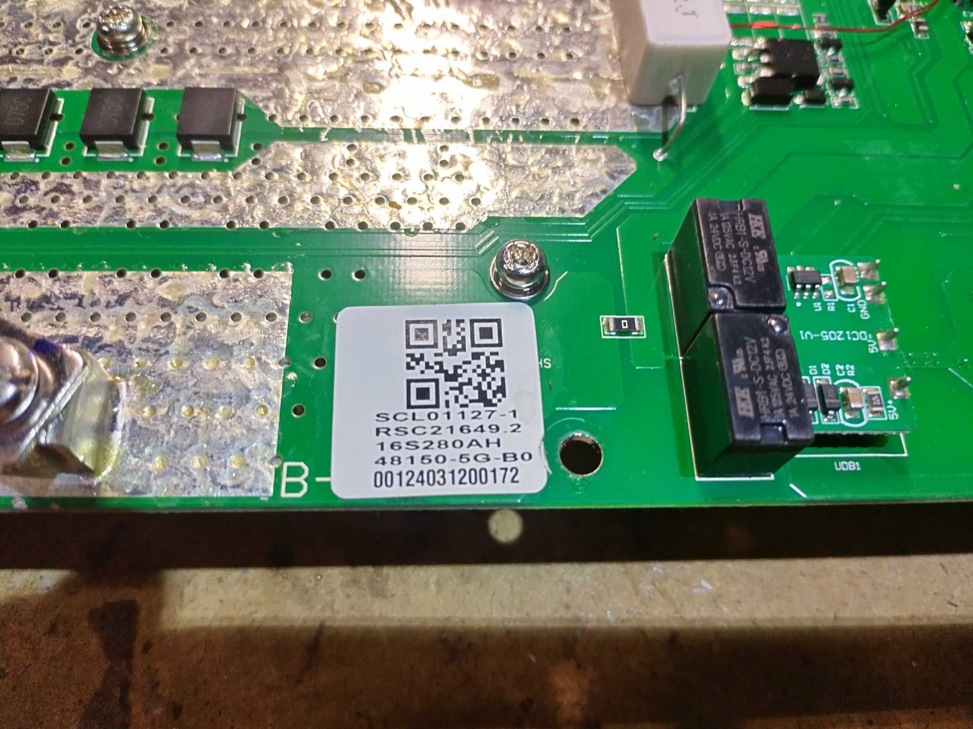 Інверторна BMS RITAR BAT-14,4KWH-51.2V 280ah