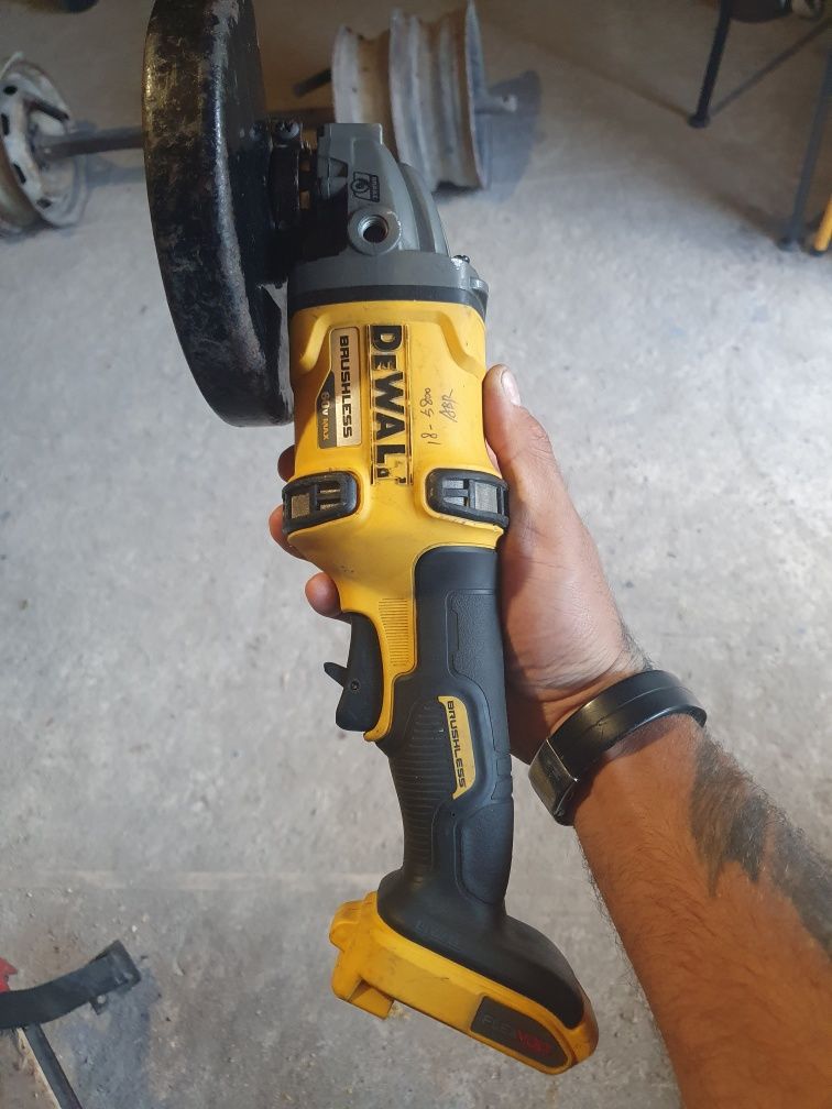 Болгарка dewalt DCG 418N DCG414 150/125mm