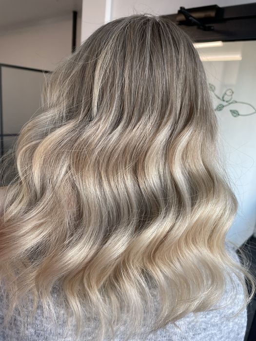 Перукар - колорист , зачіски, стижки , фарбування , догляд