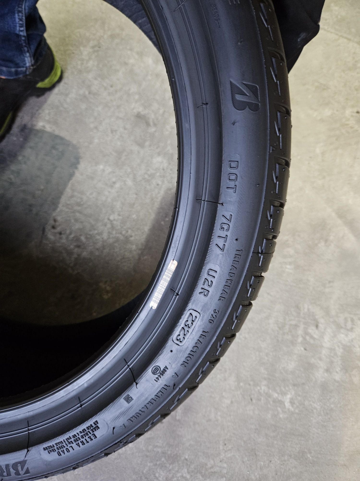 opony nowe 225/40R18 Bridgestone Turanza T005