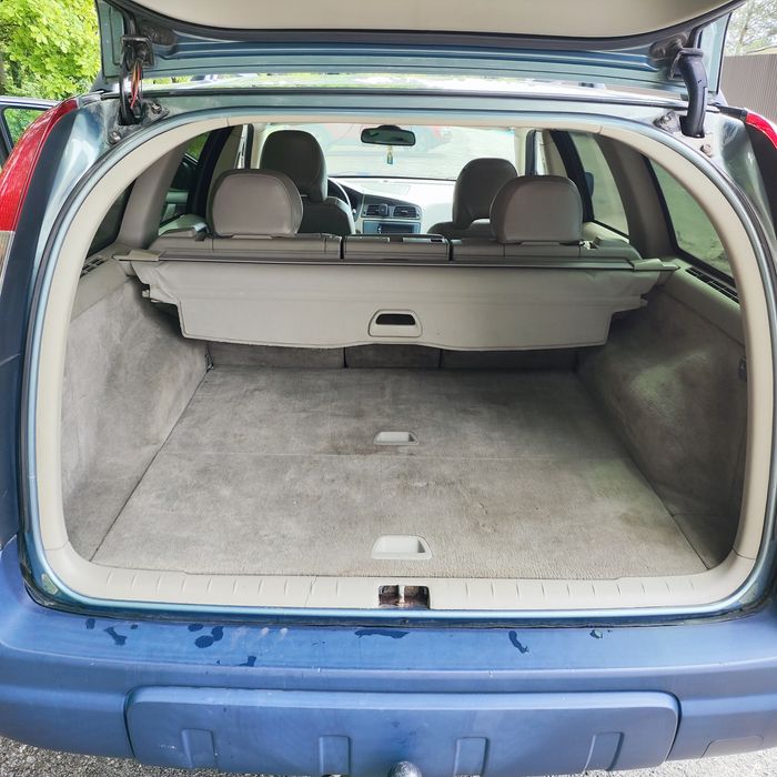 Продам Volvo xc70 2.5т, повний привід, 2005 року