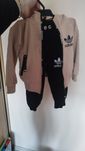 Dresik i buty Adidas dla chłopca