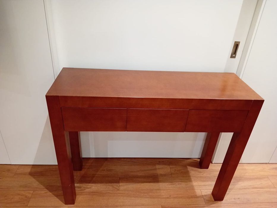 Vendo Consola de entrada em cerejeira