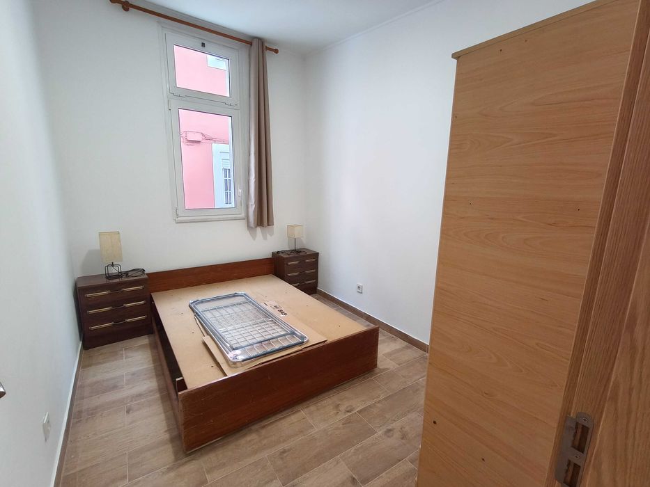 CASA/MORADIA TERREA c/pequeno terraço (área total 74m2-remodelada)