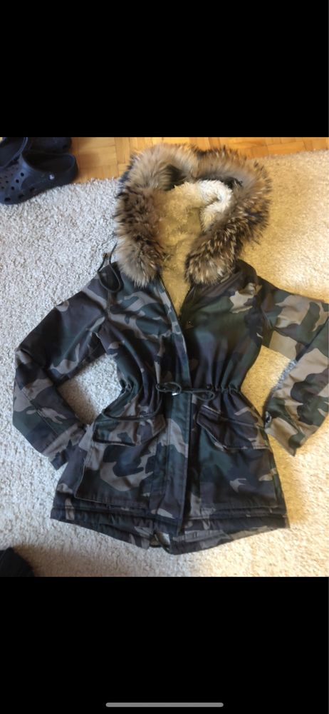 Parka moro z jenotem xs khaki zimowa parkaNaturalne futro