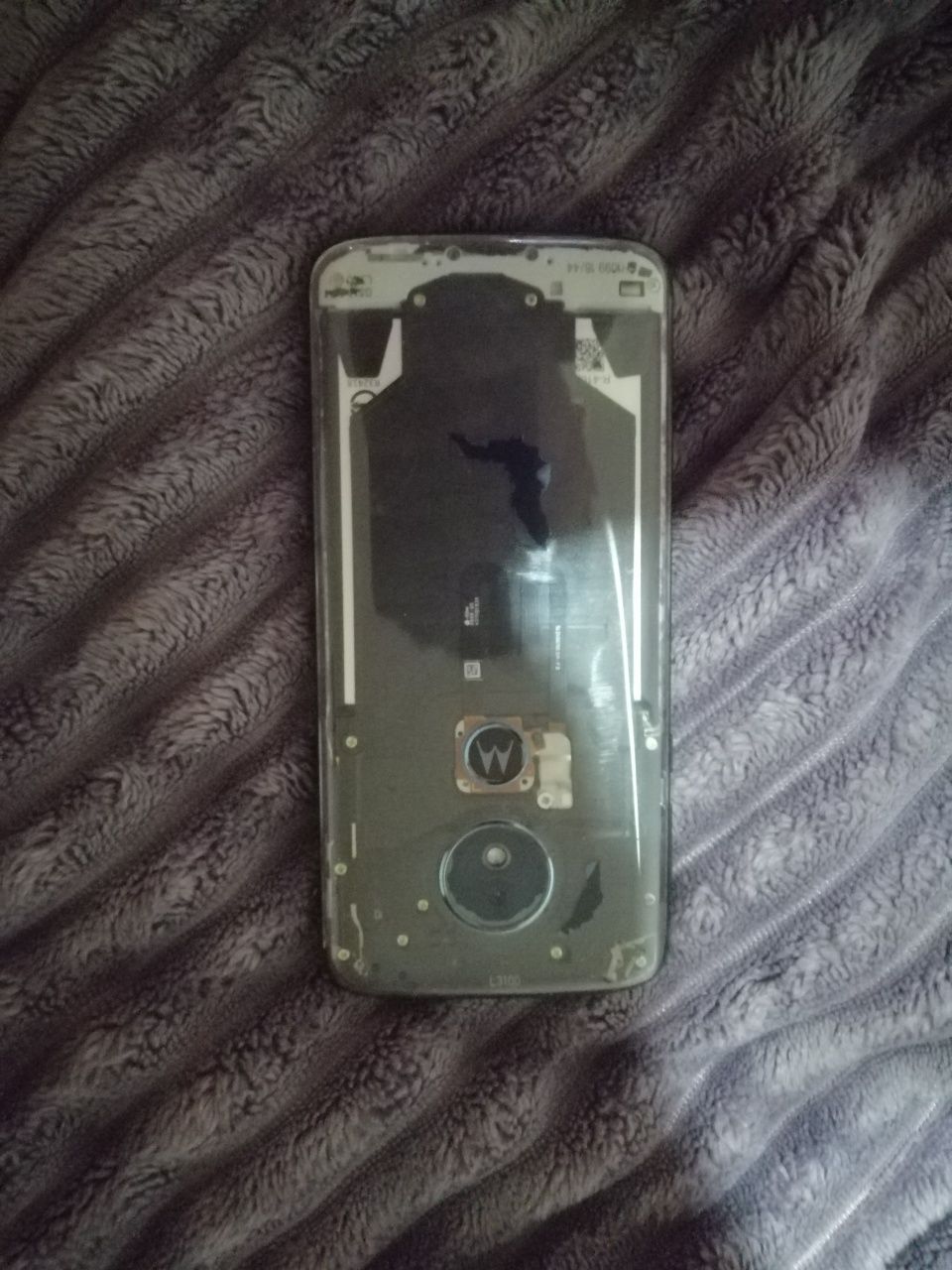 Продам телефон motorola G7 power