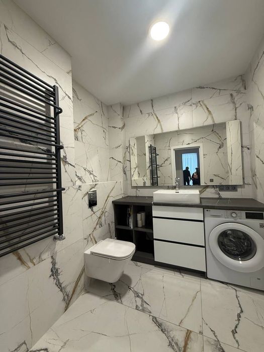 Оренда 2 км квартири з виглядом на озеро