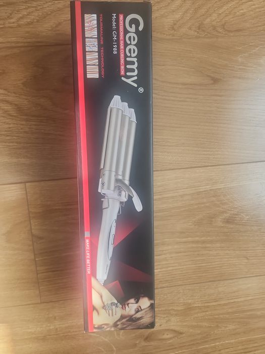 Продам плойку для волосся Geemy GM-1988