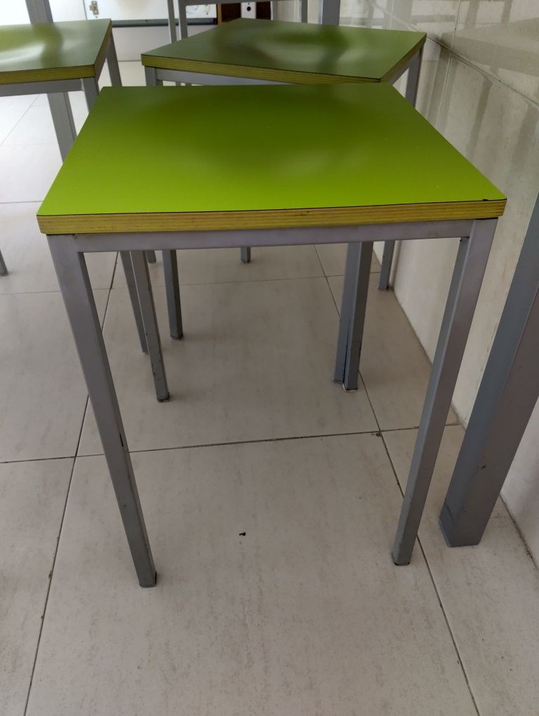 Mesa cozinha extensível bom estado