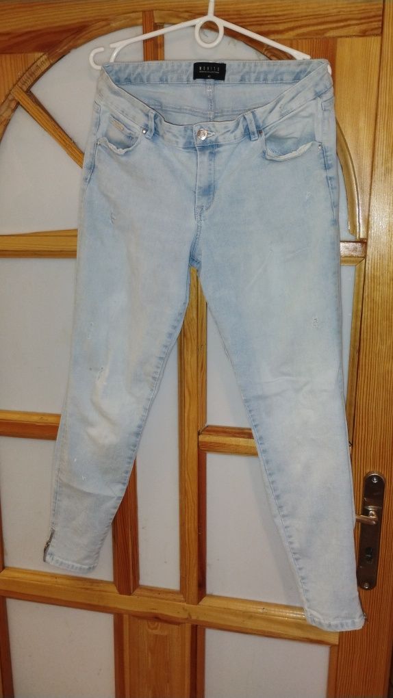 Spodnie. Damskie Jeans