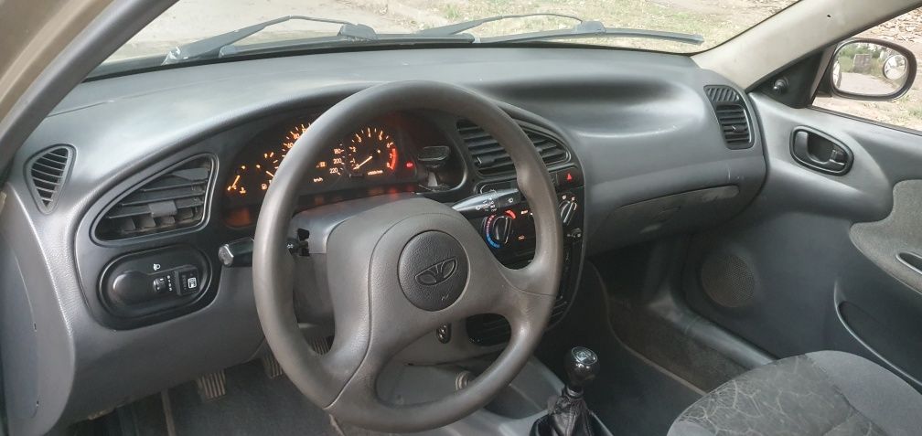 Продам Ланос 1.5